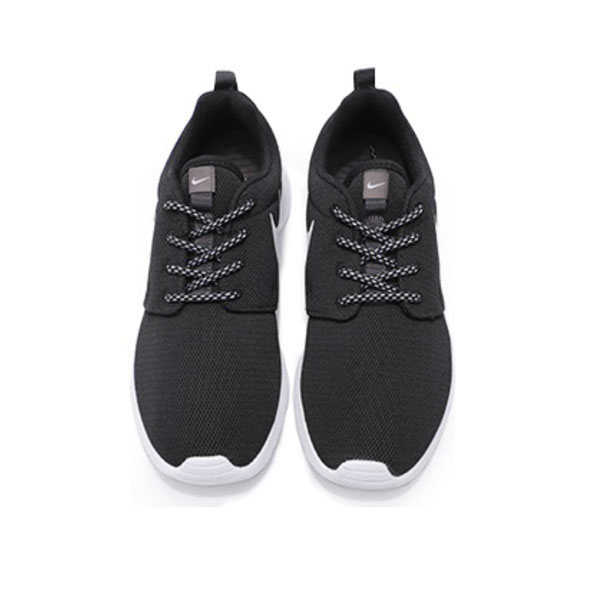Nike Roshe One 透氣 耐磨低幫跑步鞋 黑白