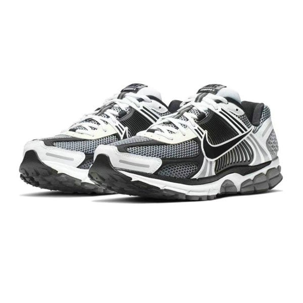 Nike Zoom Vomero 5 舒適透氣 低幫跑步鞋 男女同款 黑白
