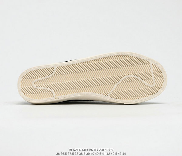 品質保證 Nike SB Blazer Zoom Mid 開拓者 SB中幫 休閑 運動 板鞋 情侶款 黑面白邊